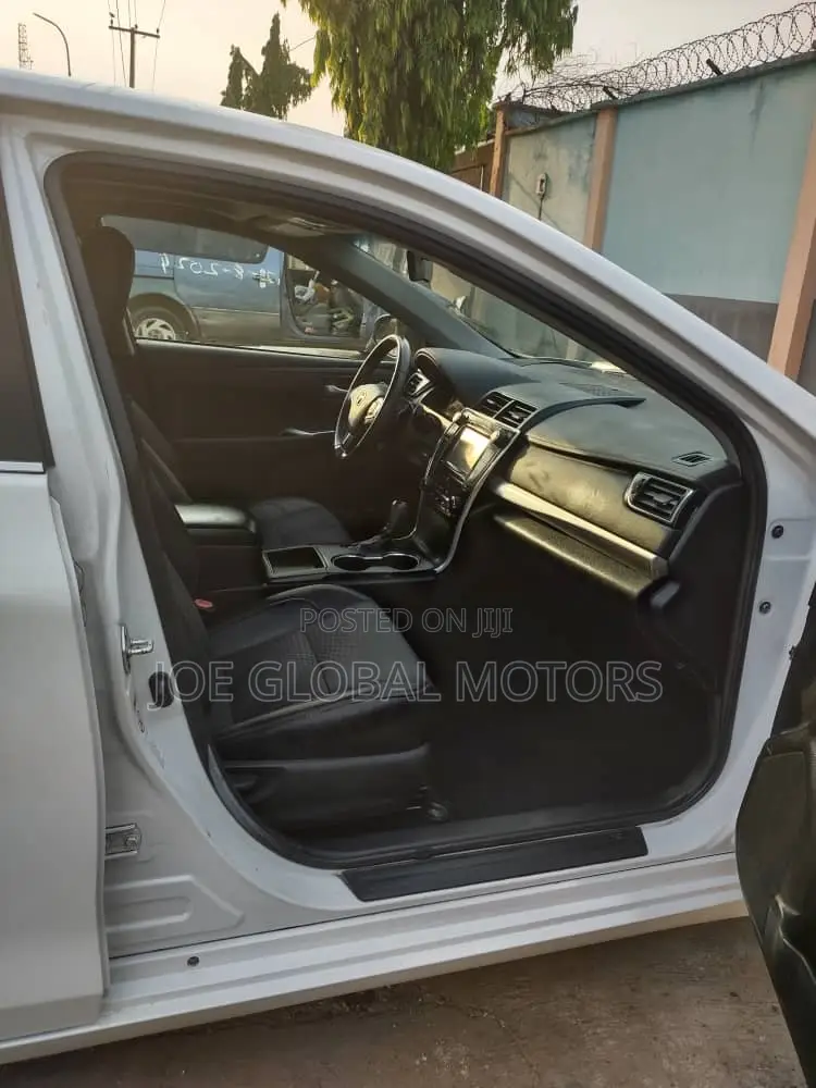 Toyota Camry 2015 White