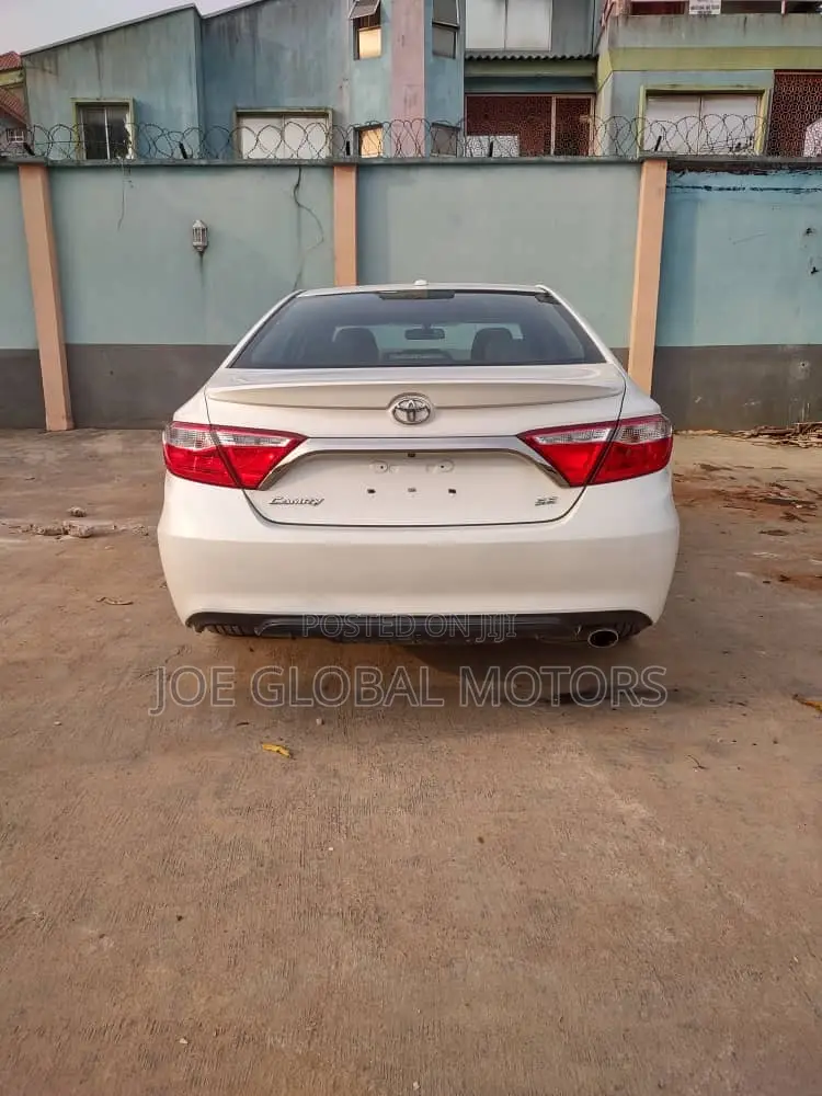 Toyota Camry 2015 White