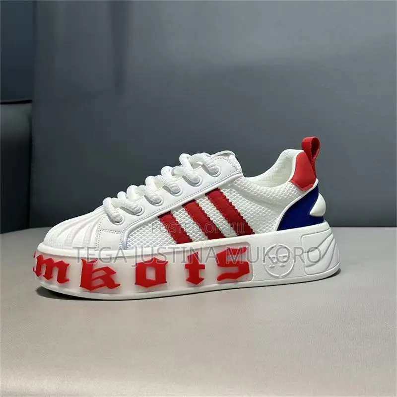 High Quality Sneakers