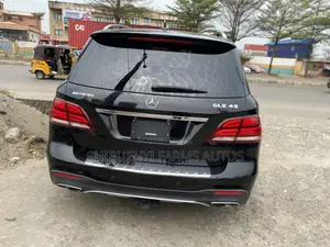 Mercedes-Benz GLE43 2018 Black