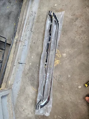 GLK350 2013 Front Bumper Crome