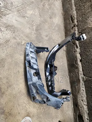 ML350 2014 Headlight Sitting