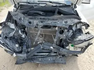 Front Court ML350 2013
