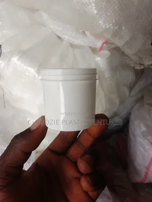 C100 Cup Container