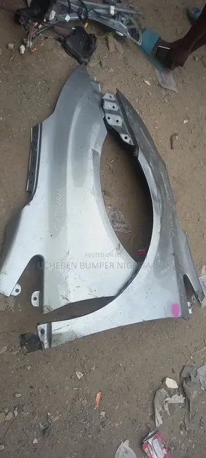 Tokunbor Set of Avensis Fenders Avensis 2012