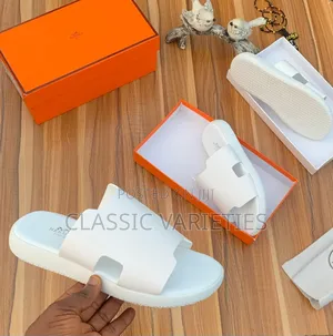 Hermes Luxury Slide