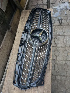 Diamond Front Grill for Mercedes Benz CLA