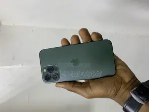 Photo - Apple iPhone 13 Pro Max 128 GB Green