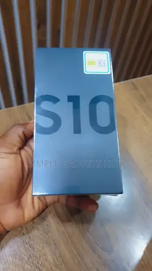 New Samsung Galaxy S10 128 GB Black