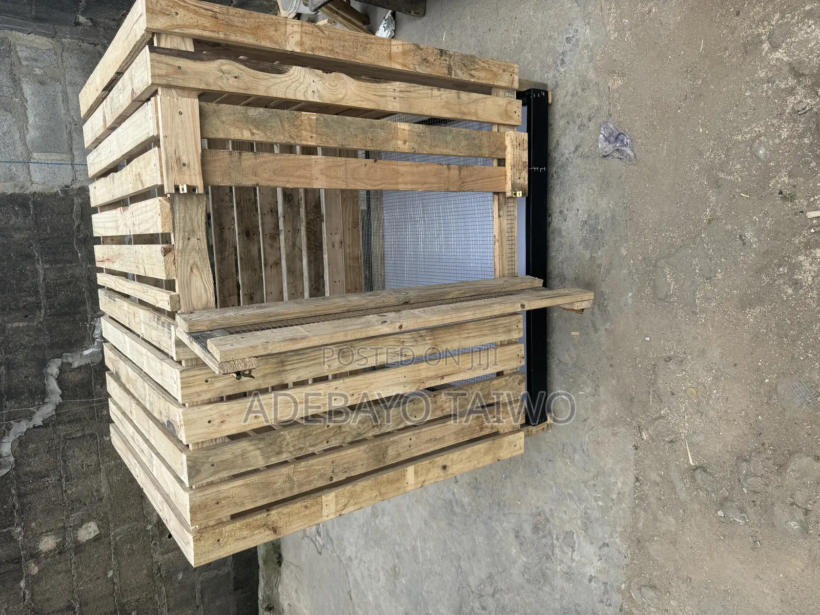 Pallet Wooding Cage for Dogs