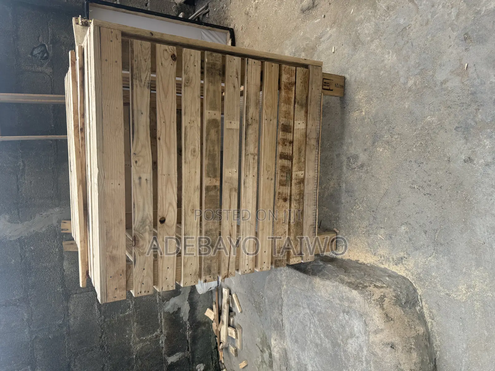 Pallet Wooding Cage for Dogs