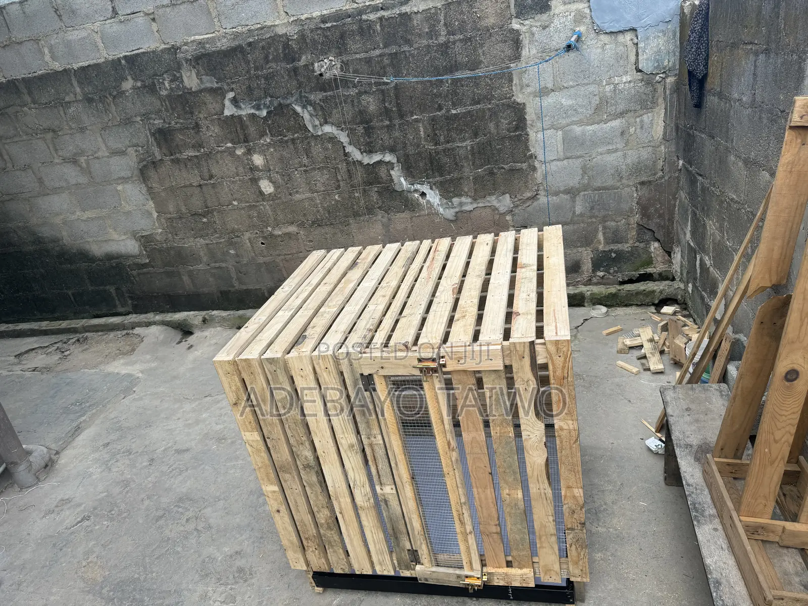 Pallet Wooding Cage for Dogs