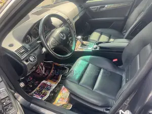Mercedes-Benz C350 2010 Gray