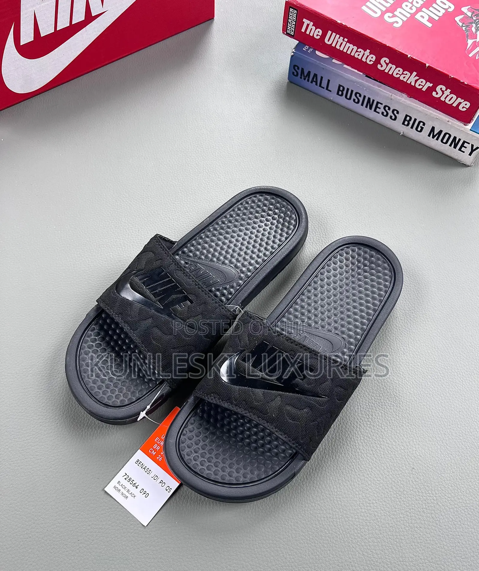 Original Nike Benassi Slides Collections