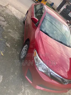 Toyota Camry 2012 Red