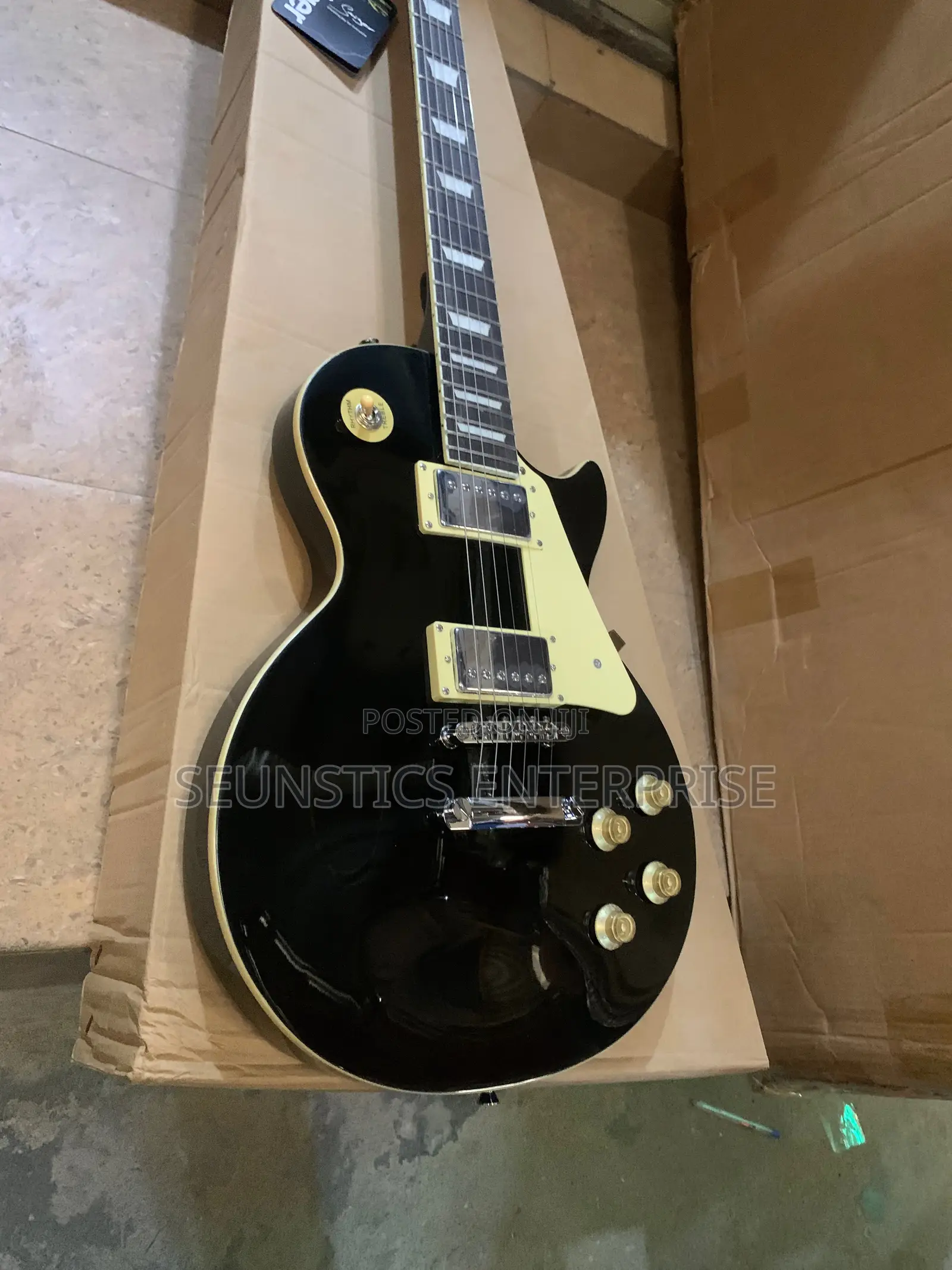 Original Smiger Les Paul Style Guitar
