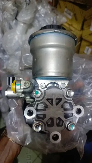 Power Steering Pump 2TR With Sensor