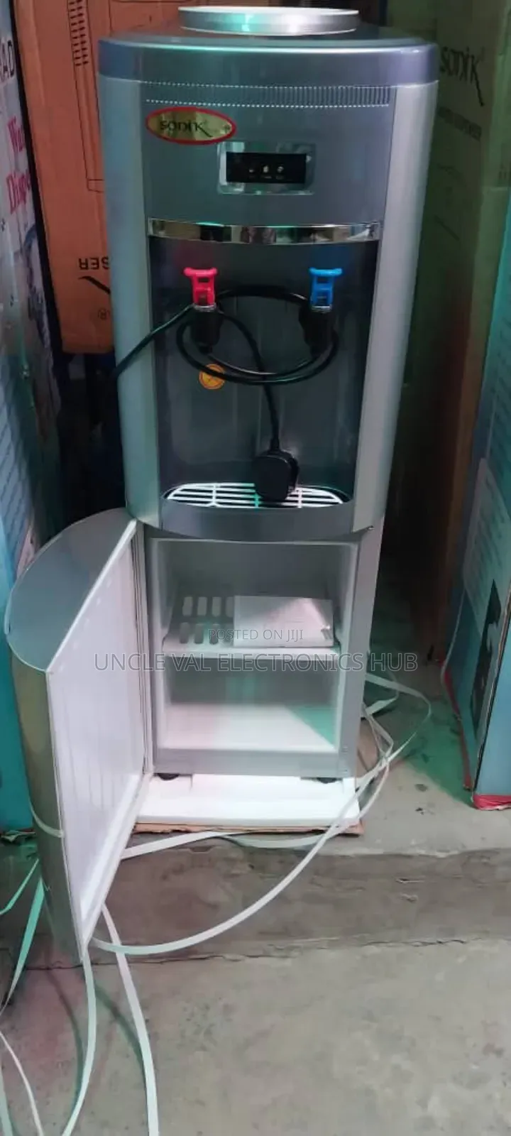 Sonik Water Dispenser With Refrigerator