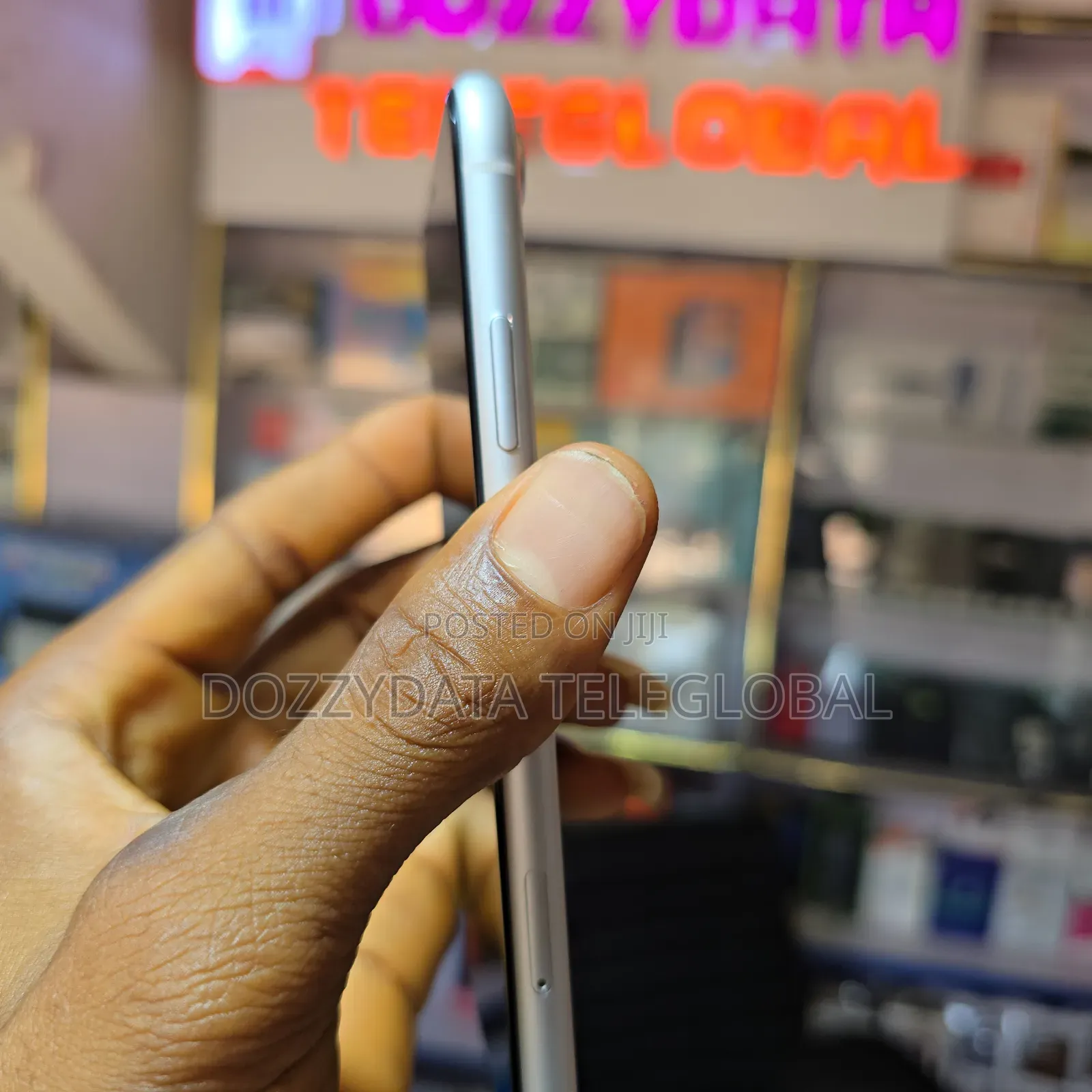 Apple iPhone XR 256 GB White