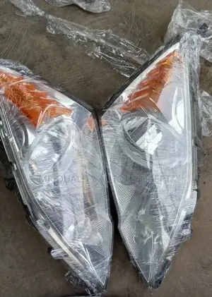 Set Head Lamp for Honda CRV 2007-2011 Model
