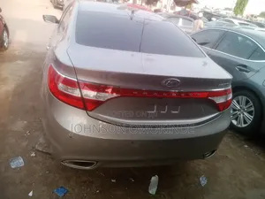 Photo - Hyundai Grandeur 2014 Silver
