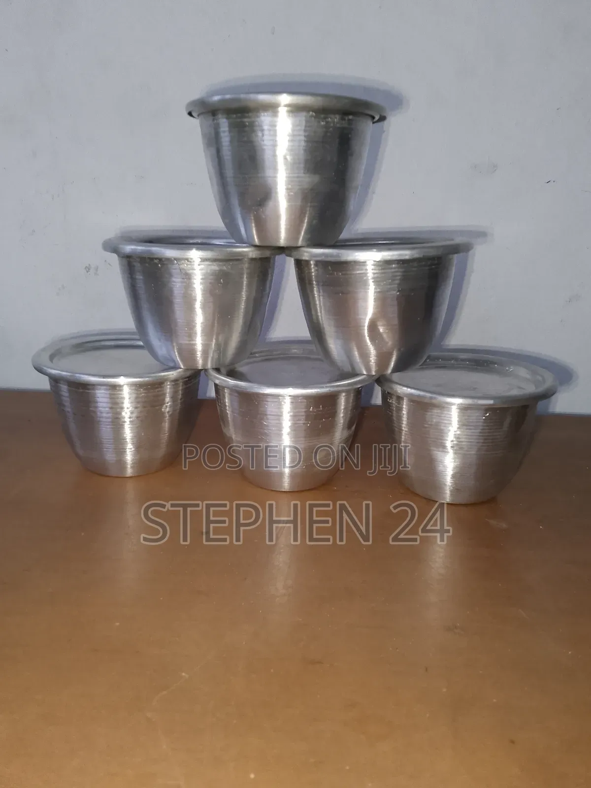 A Dozen Moimoi Plates / Cupcake Pan