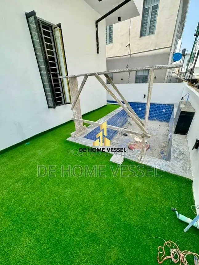 5bdrm Duplex in Ajah for sale