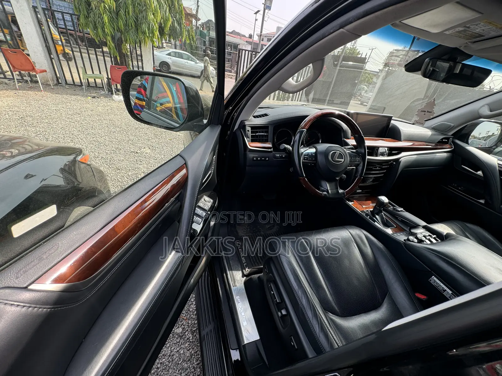 Lexus LX 2018 Black