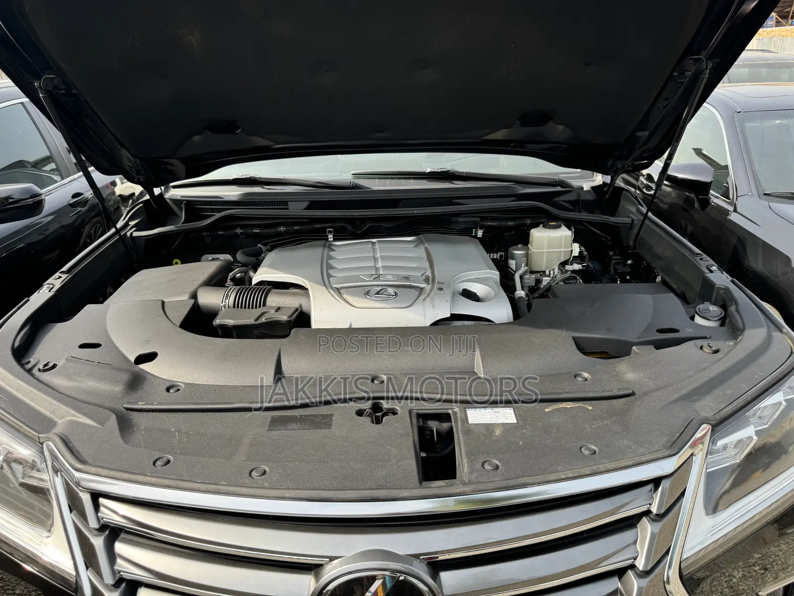 Lexus LX 2018 Black