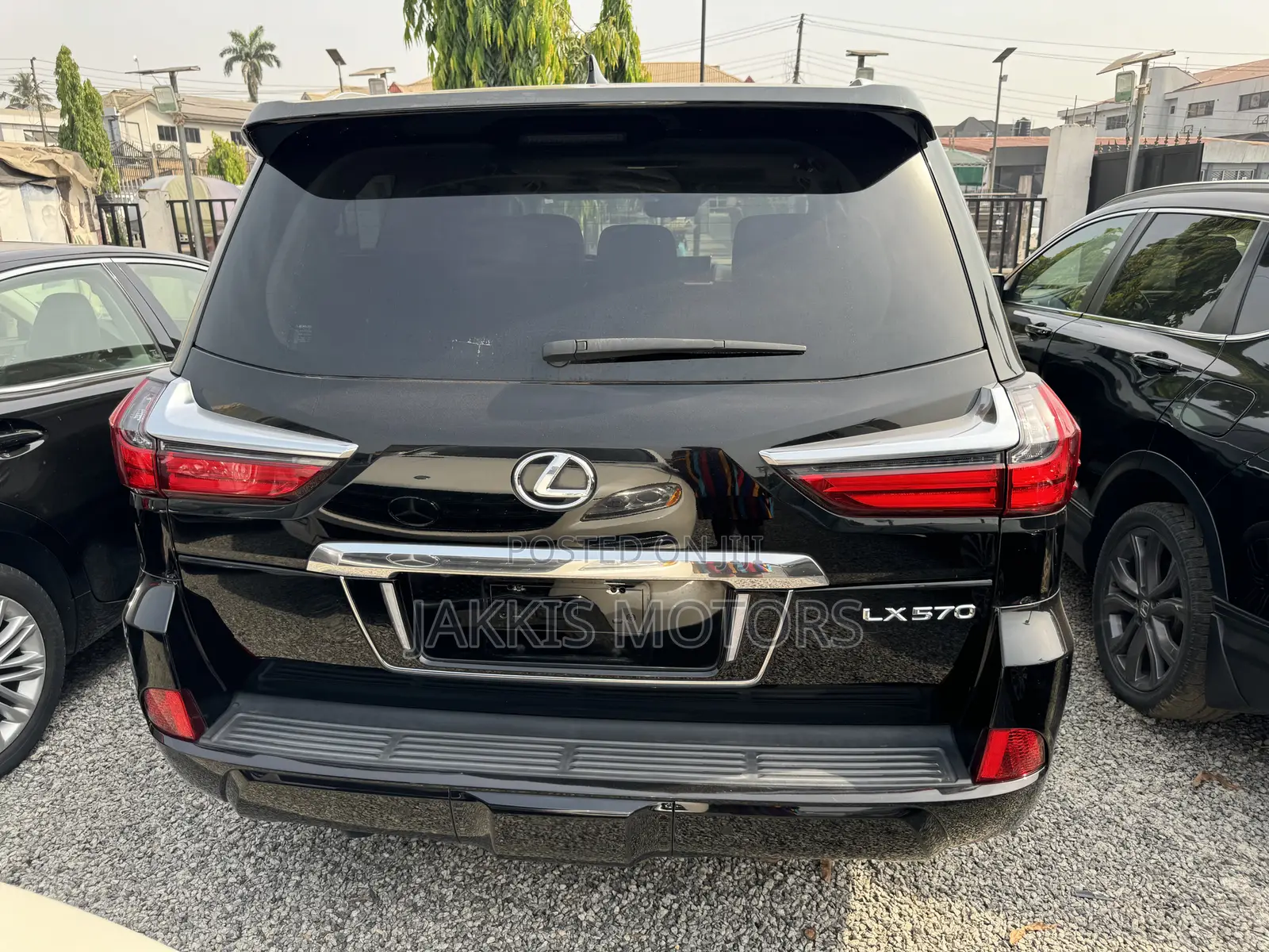 Lexus LX 2018 Black