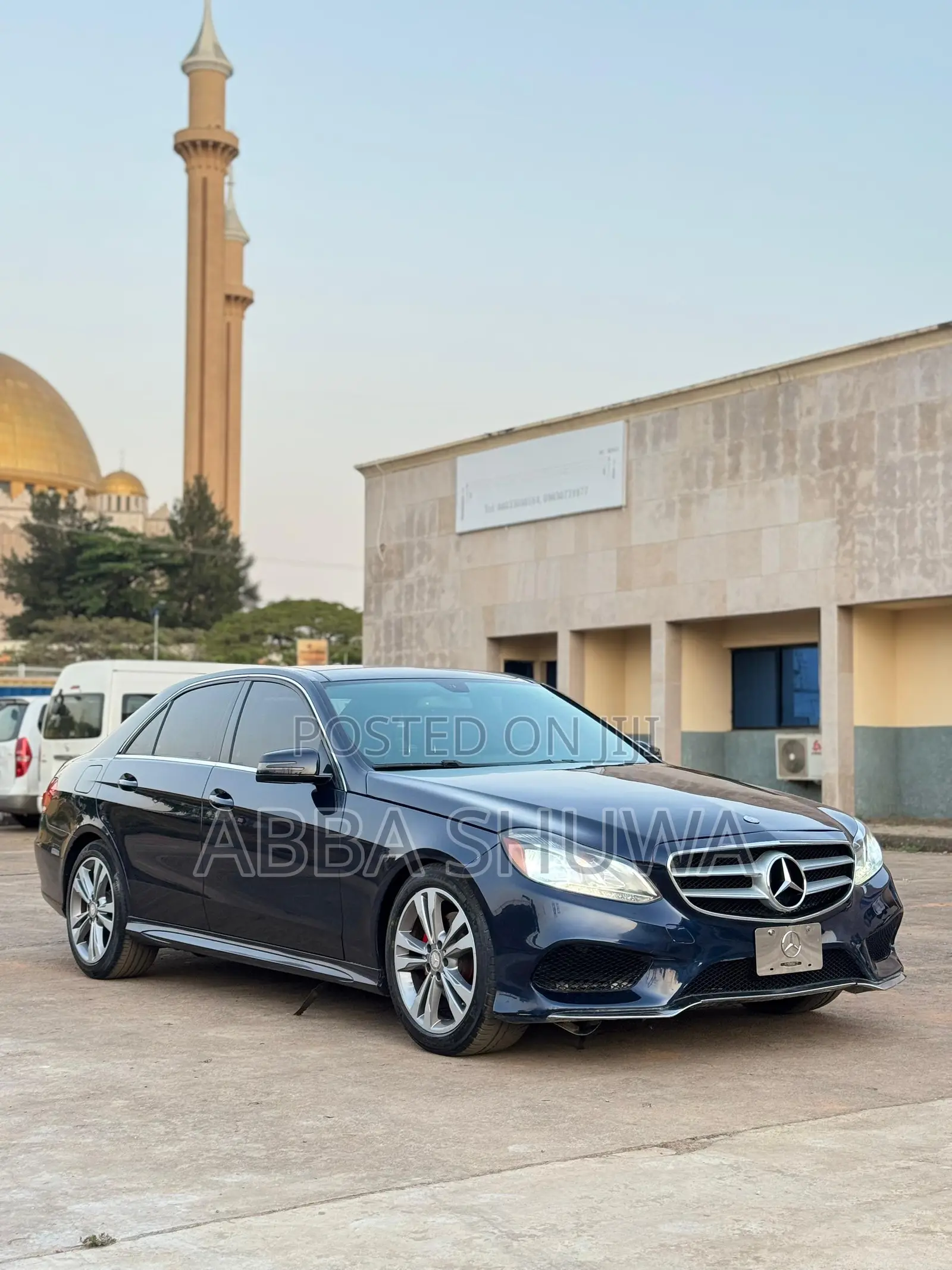 Mercedes-Benz E350 2015 Blue