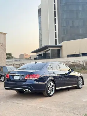 Mercedes-Benz E350 2015 Blue