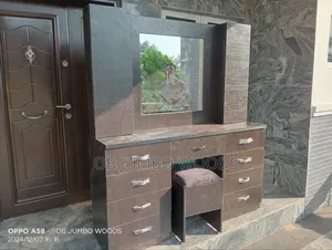 Luxury Mirror Stand With 9 Drawers