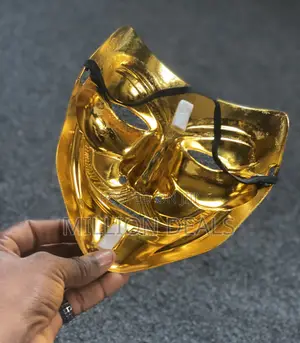 Stylish Classic Men’S Party Face Mask Gold