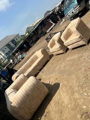 Quality Contemporary Sofa Set