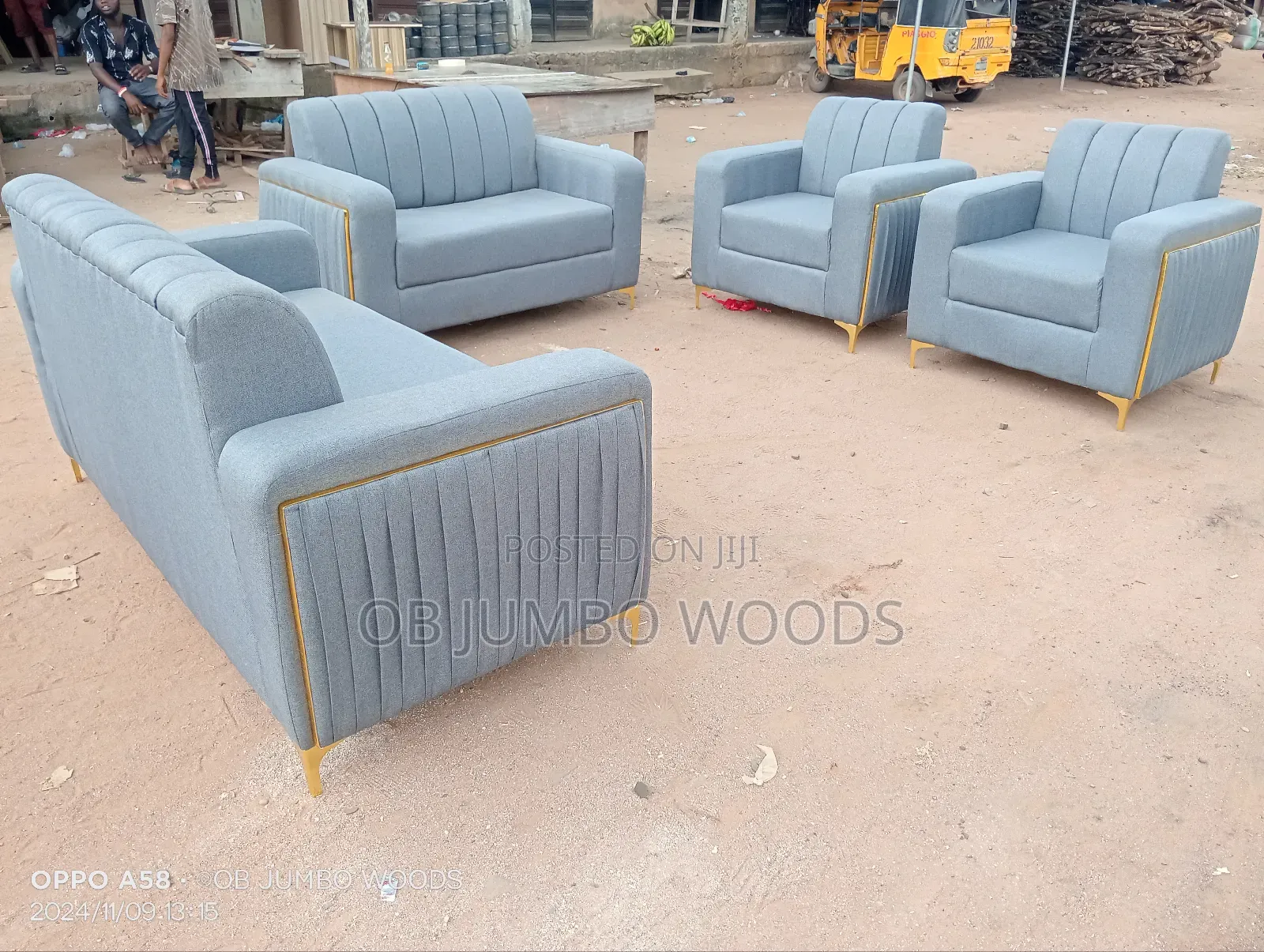 Classic Sofa Set
