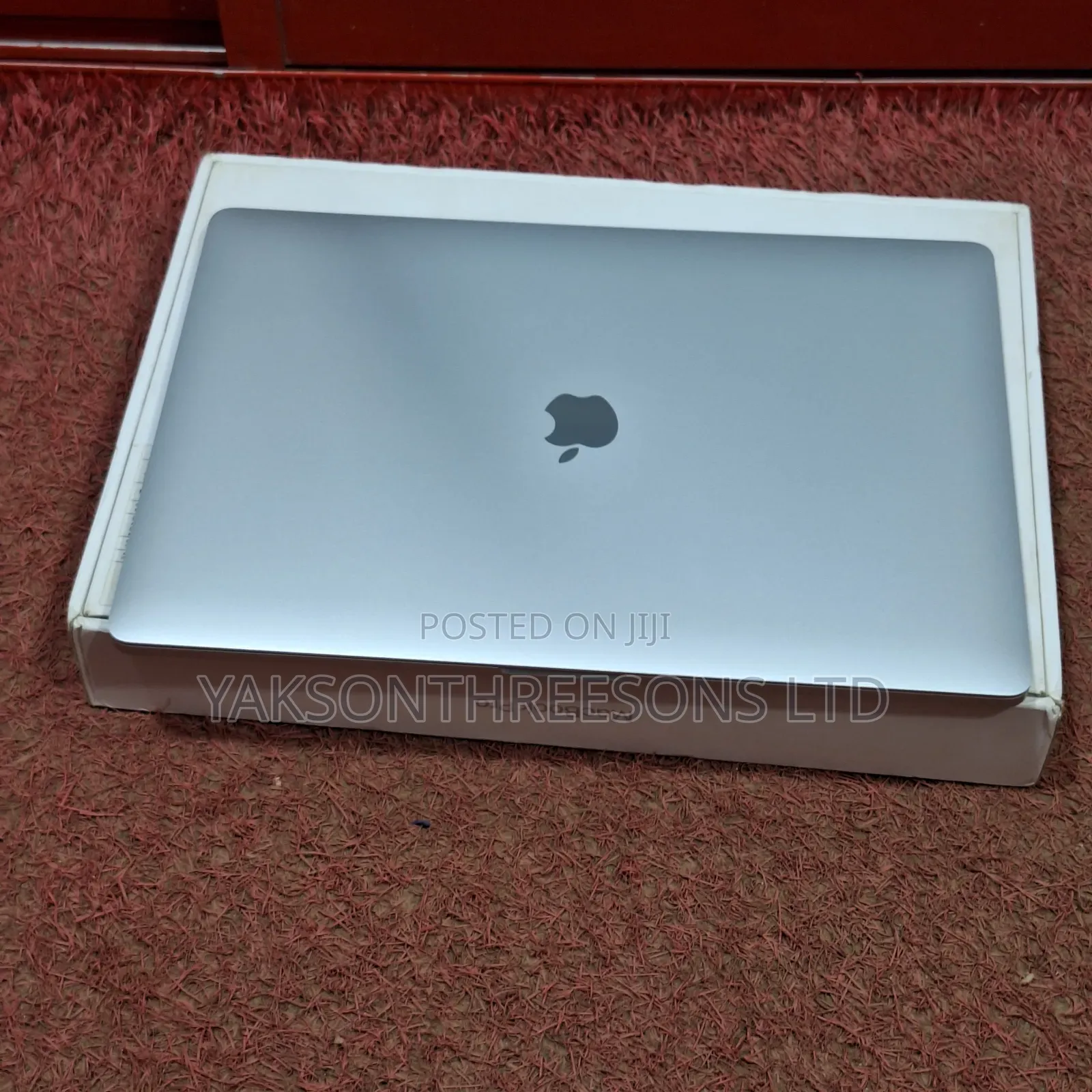 Laptop Apple MacBook Pro 2019 16GB Intel Core i7 SSD 512GB