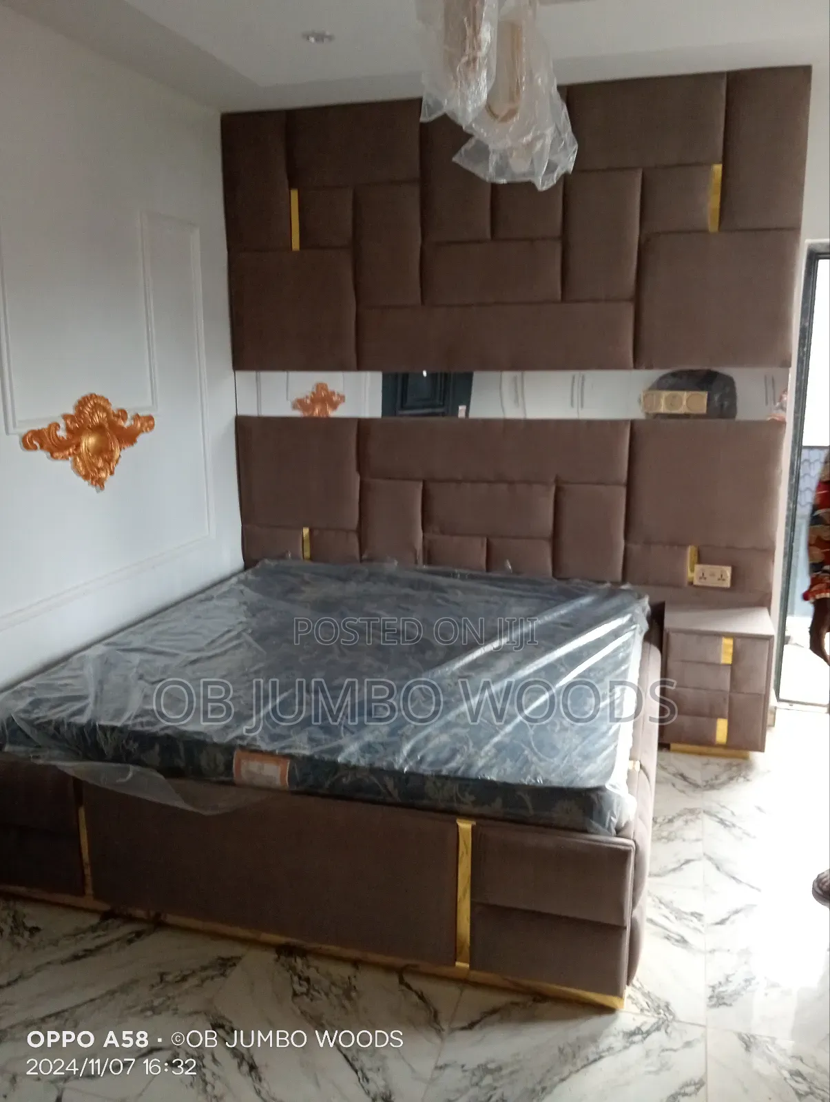Luxury Wall to Wall Panel Bedframe