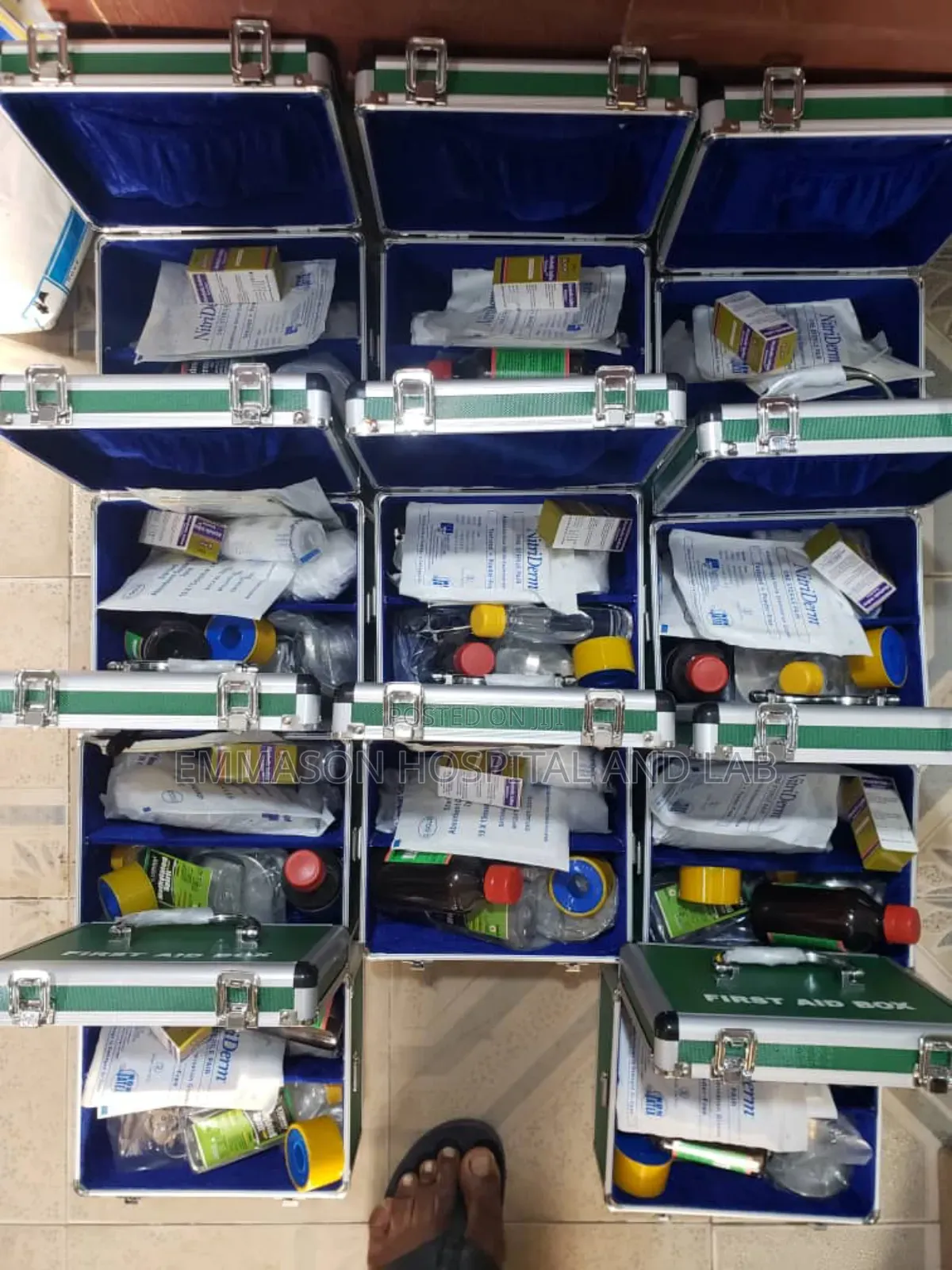 First Aid Box/Kitted First Aid Boxes