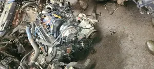 Engines and Gearbox for All Kinds of Mitsubishi,Hyundai, Kia