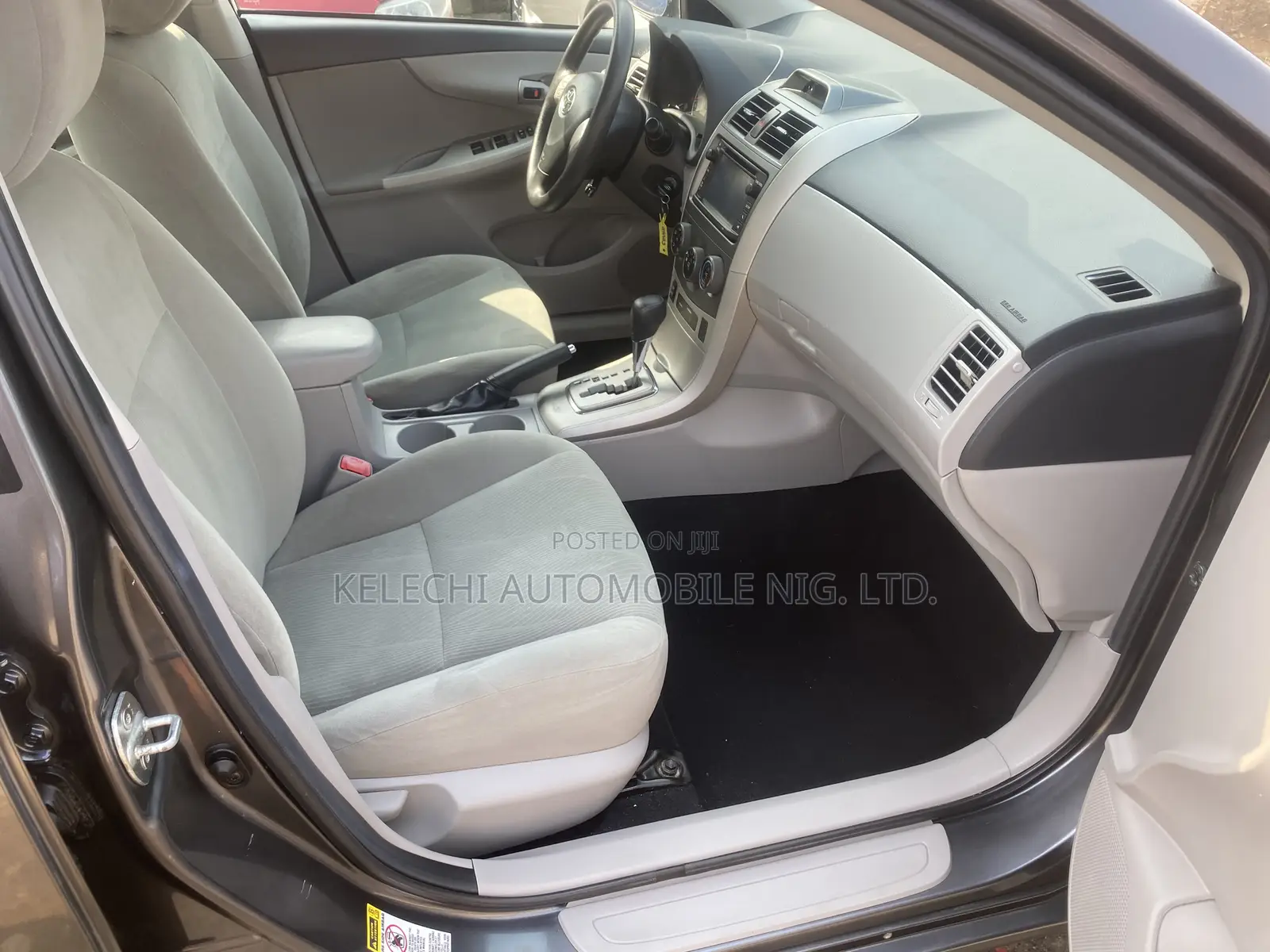 Toyota Corolla 2013 Gray