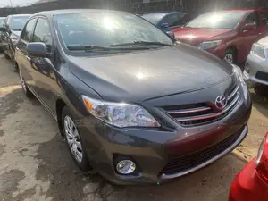 Toyota Corolla 2013 Gray