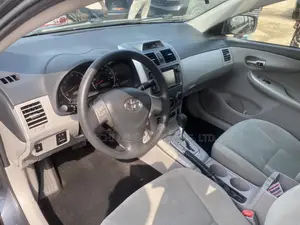 Toyota Corolla 2013 Gray