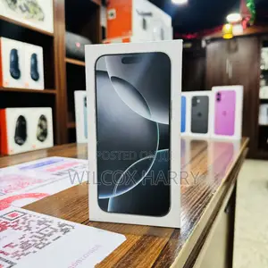 New Apple iPhone 16 Pro Max 256 GB Black