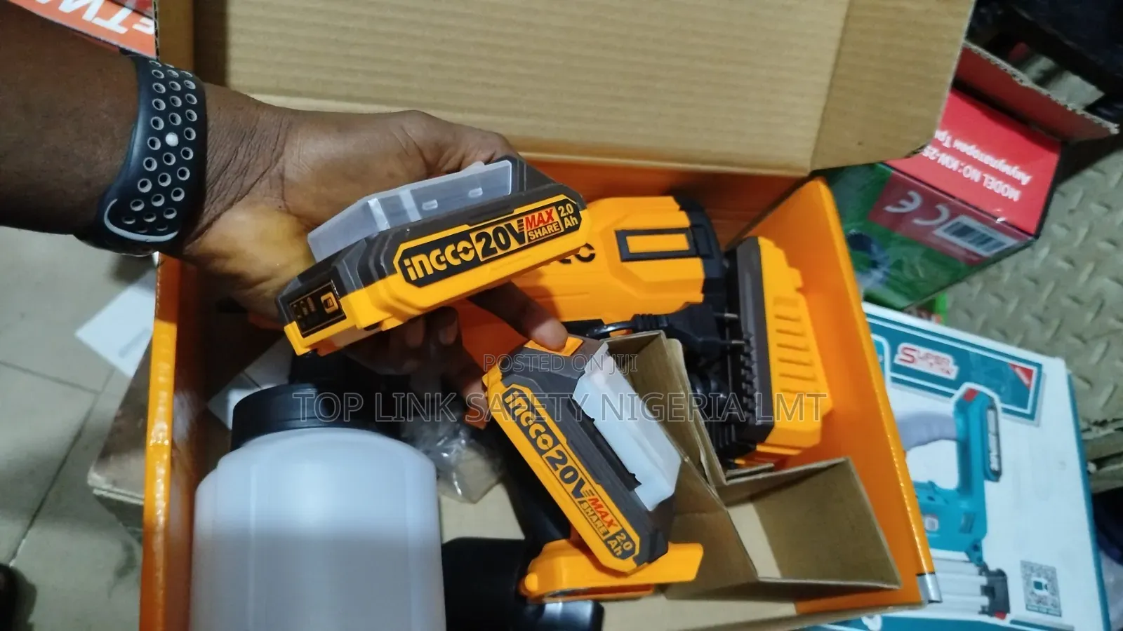 Spray Gun Machine 1 Extra Battery