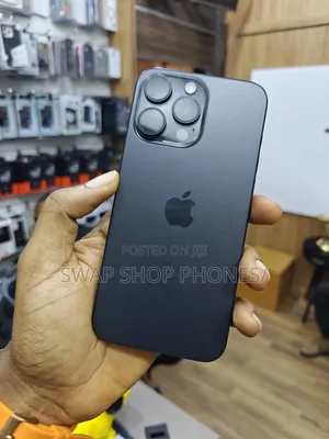 Photo - Apple iPhone 15 Pro Max 256 GB Black