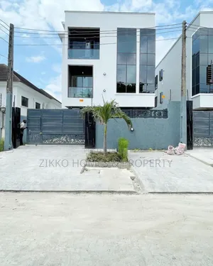 5bdrm Duplex in Lekki Phase 1 for sale