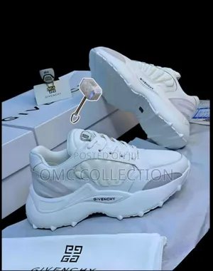 Photo - Givenchy Original Luxury Sneakers (PAYMENT BEFORE DELIVERY)