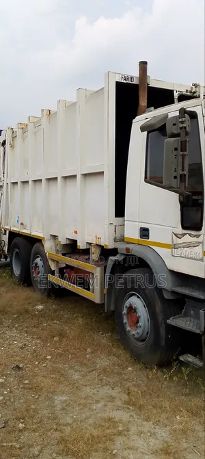 European Used Waste Compactor Iveco Truck