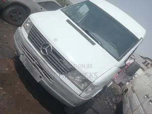 Mercedes-Benz Sprinter 2005 White